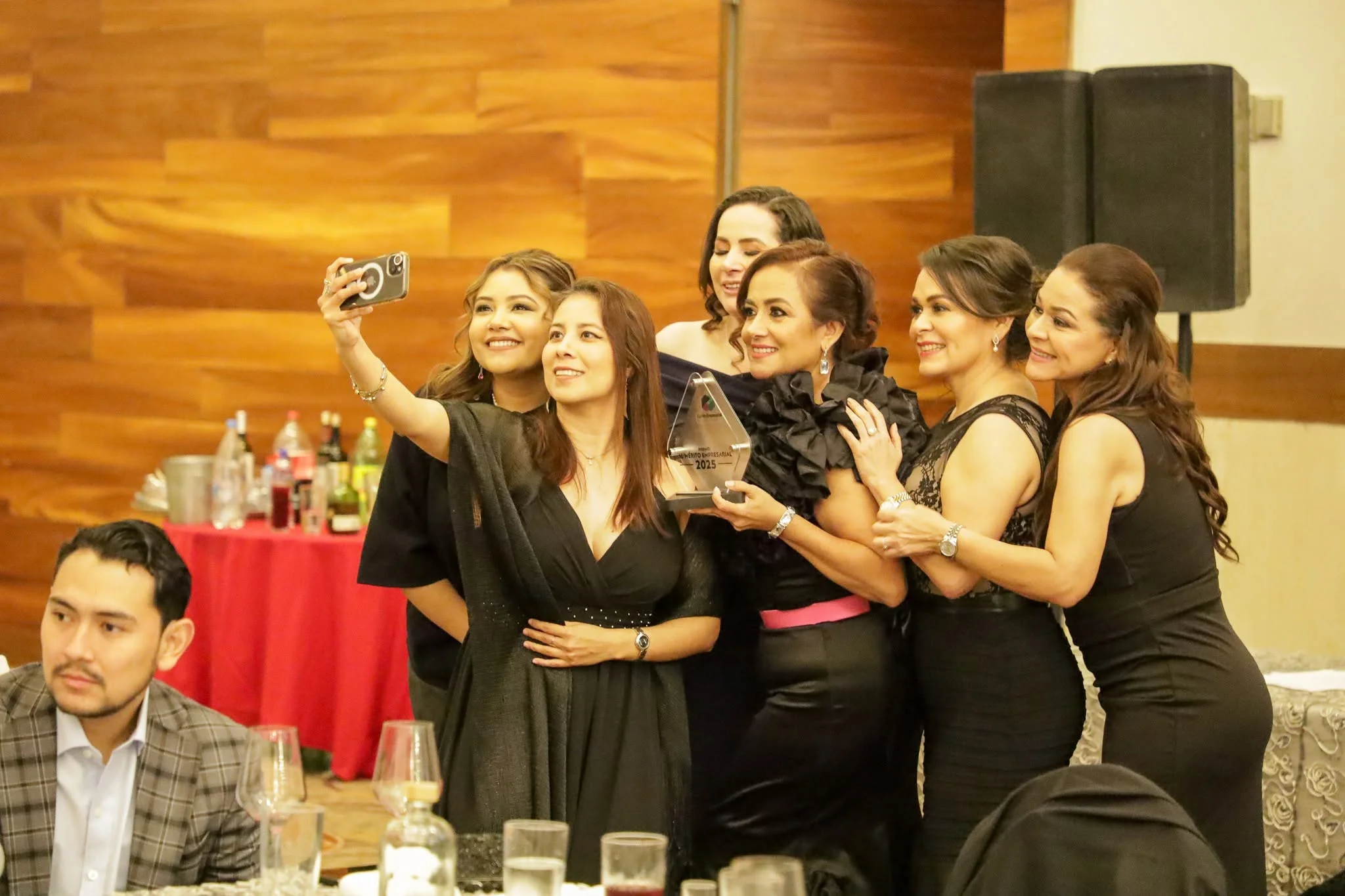 Celebrando el reconocimiento