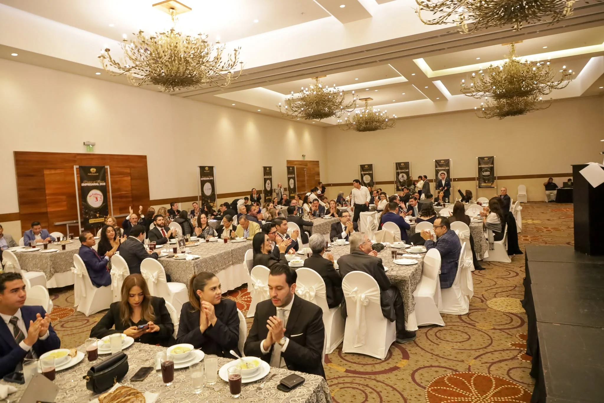 Gala del Premio al Mérito Empresarial 2025